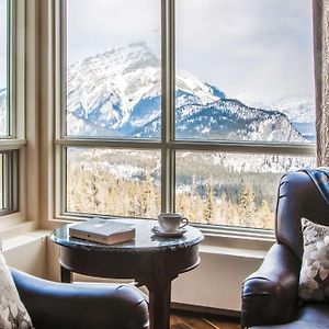 Rimrock Resort Hotel